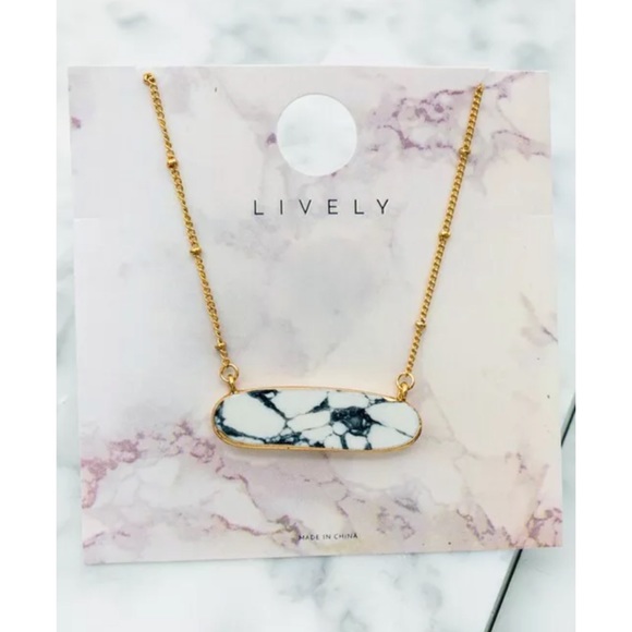 Gray Gold Natural Oval Stone Slab Boho Necklace - Picture 2 of 4